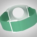 Detalle de la correa elástica y soporte central del brazalete FreeStyle Libre